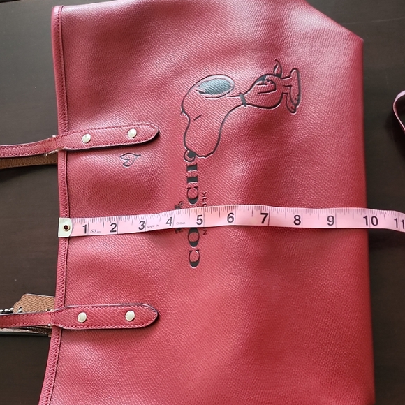 Coach Snoopy Peanuts Leather Tote Bag Red Limited Edition - Picture 16 of 16